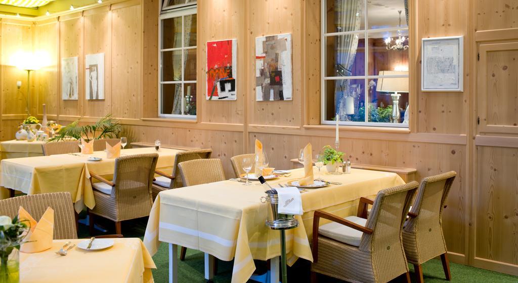Parkhotel Tristachersee Lienz Exterior photo